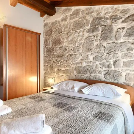 Villa Beautiful Andoro With Pool In Orsera